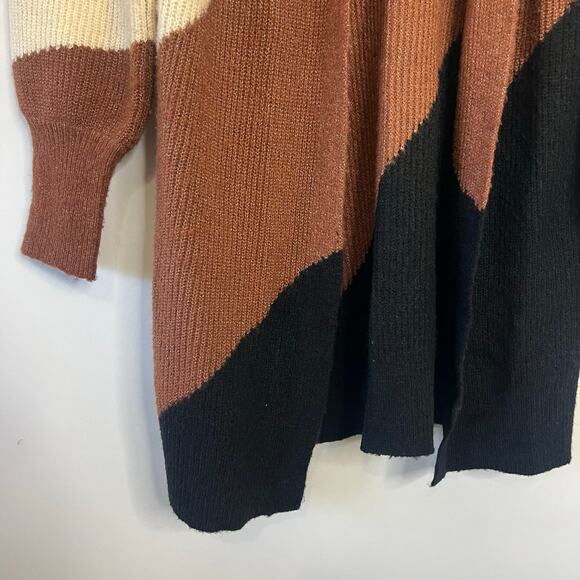 Madison + Hudson Women's Sz M Long Sleeve Color Block Cardigan Warm Cozy - Picture 6 of 8